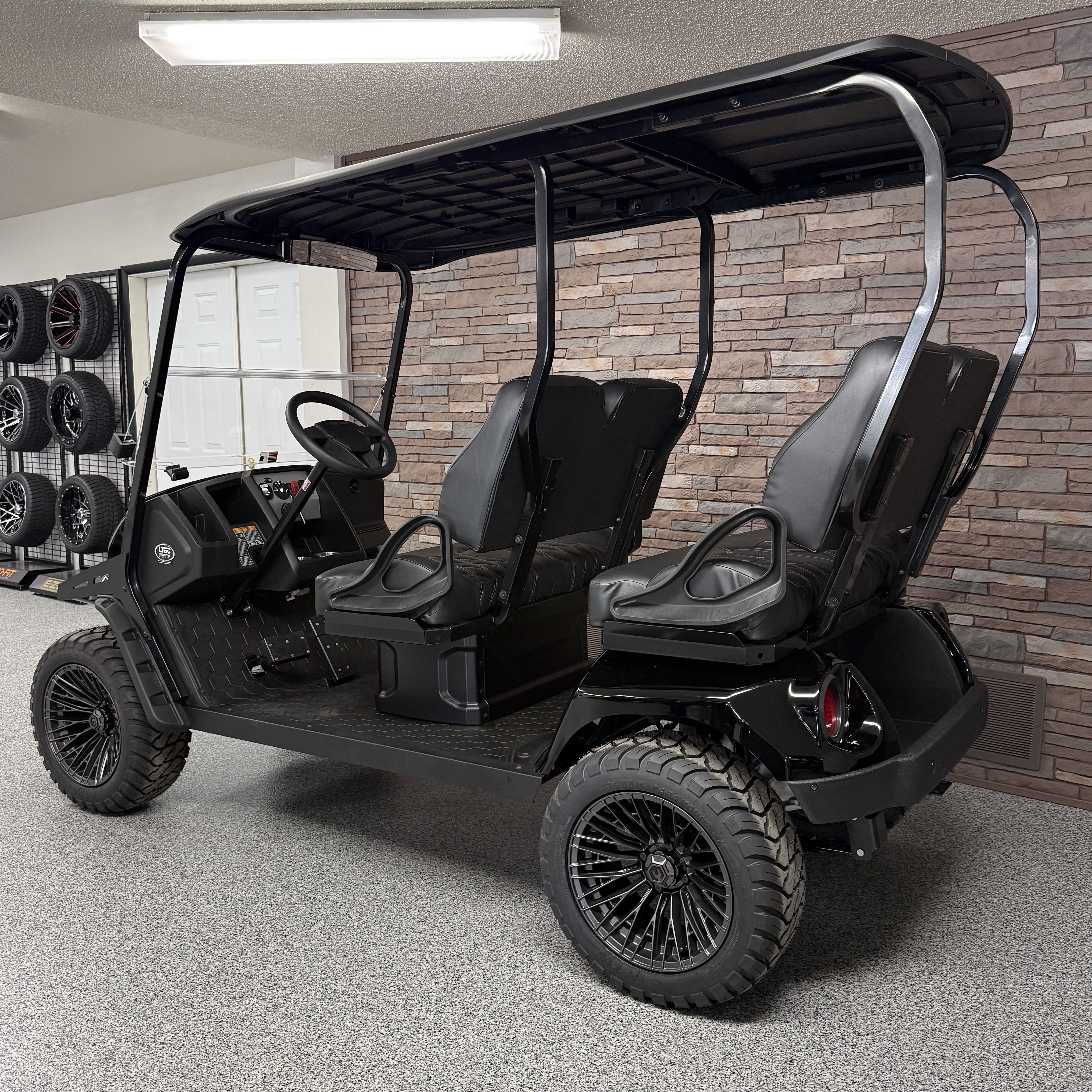 2026 E-Z-GO Liberty Explorer ELiTE Lithium in New Hampton, Iowa - Photo 3