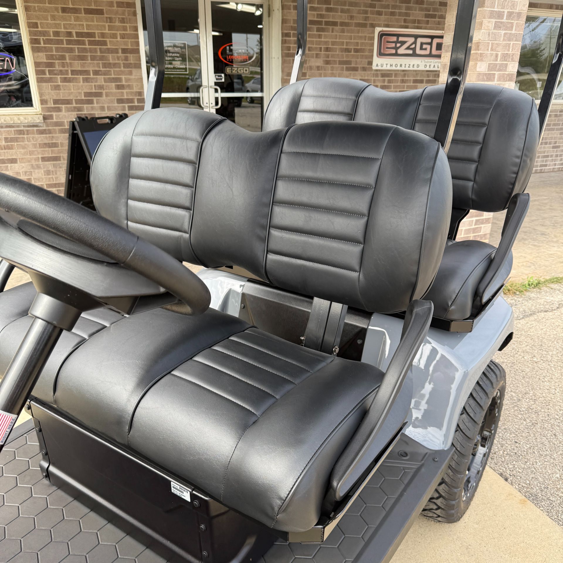 2026 E-Z-GO Liberty Explorer ELiTE Lithium in New Hampton, Iowa - Photo 5