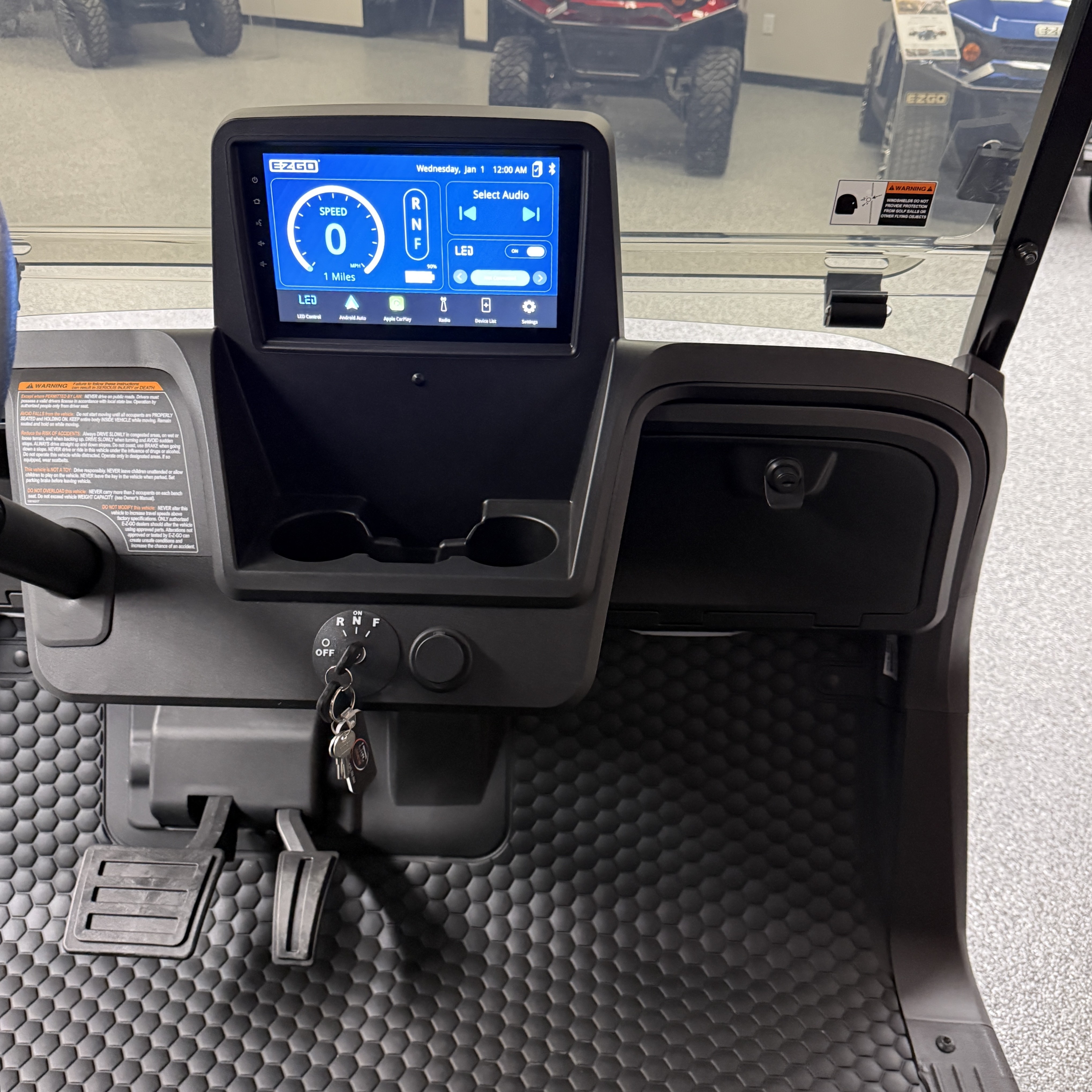 2026 E-Z-GO RXV 4 Touring STL ELiTE Lithium in New Hampton, Iowa - Photo 8