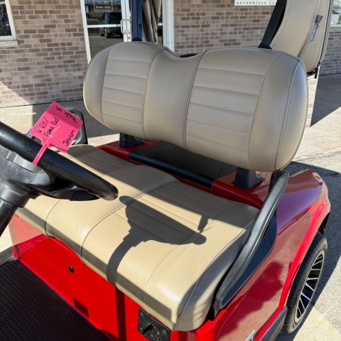 2016 E-Z-GO RXV Electric in New Hampton, Iowa - Photo 5