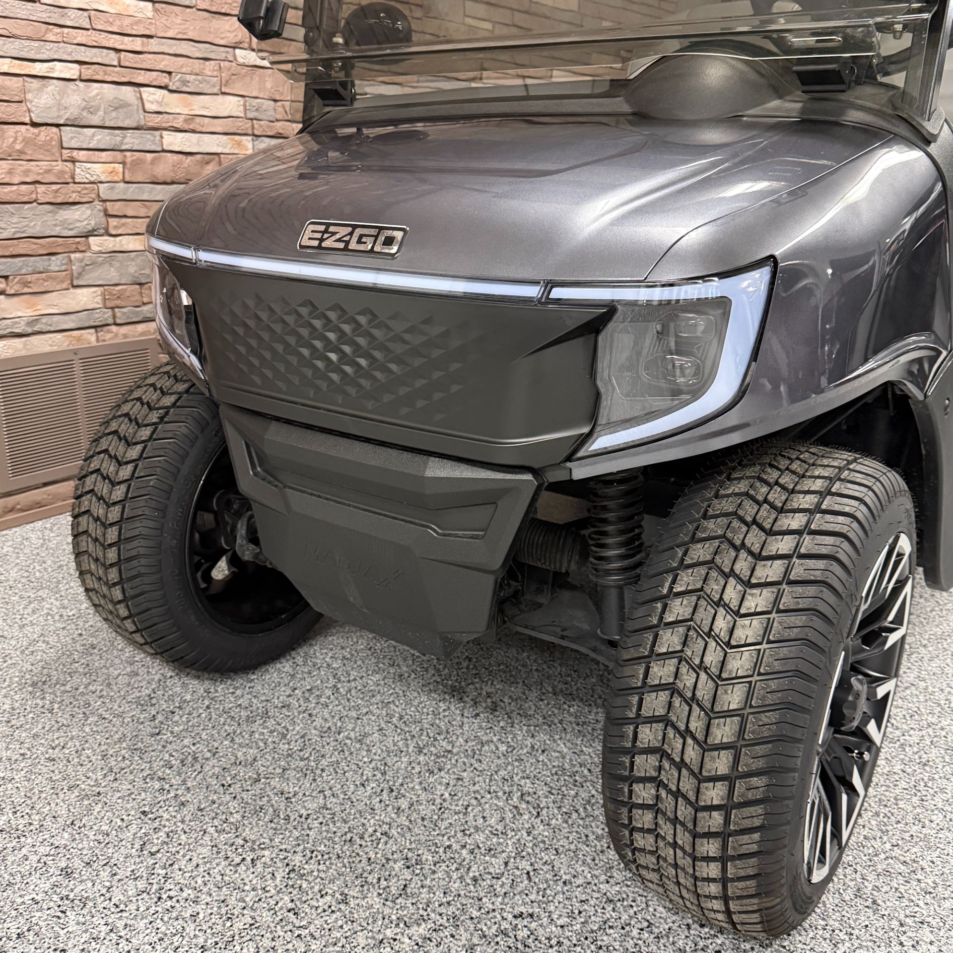 2009 E-Z-GO RXV in New Hampton, Iowa - Photo 5