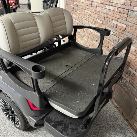 2009 E-Z-GO RXV in New Hampton, Iowa - Photo 10