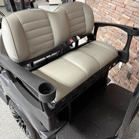 2009 E-Z-GO RXV in New Hampton, Iowa - Photo 9