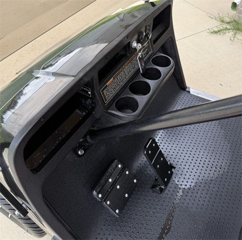 2003 E-Z-GO TXT PDS in New Hampton, Iowa - Photo 4