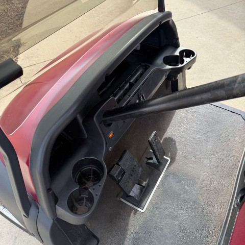 2005 Club Car Precedent - Electric in New Hampton, Iowa - Photo 4