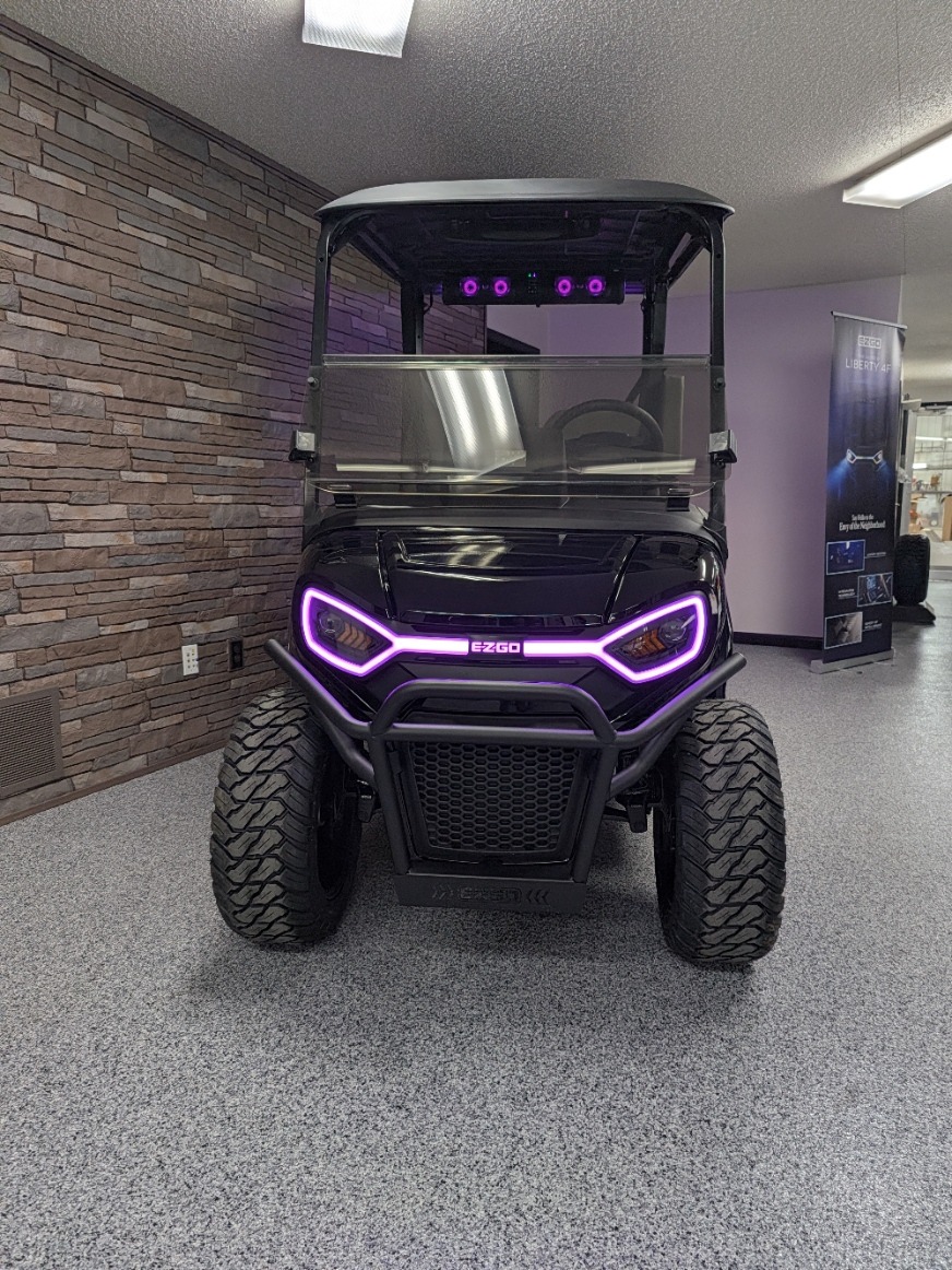 2027 EZGO Liberty photo 2