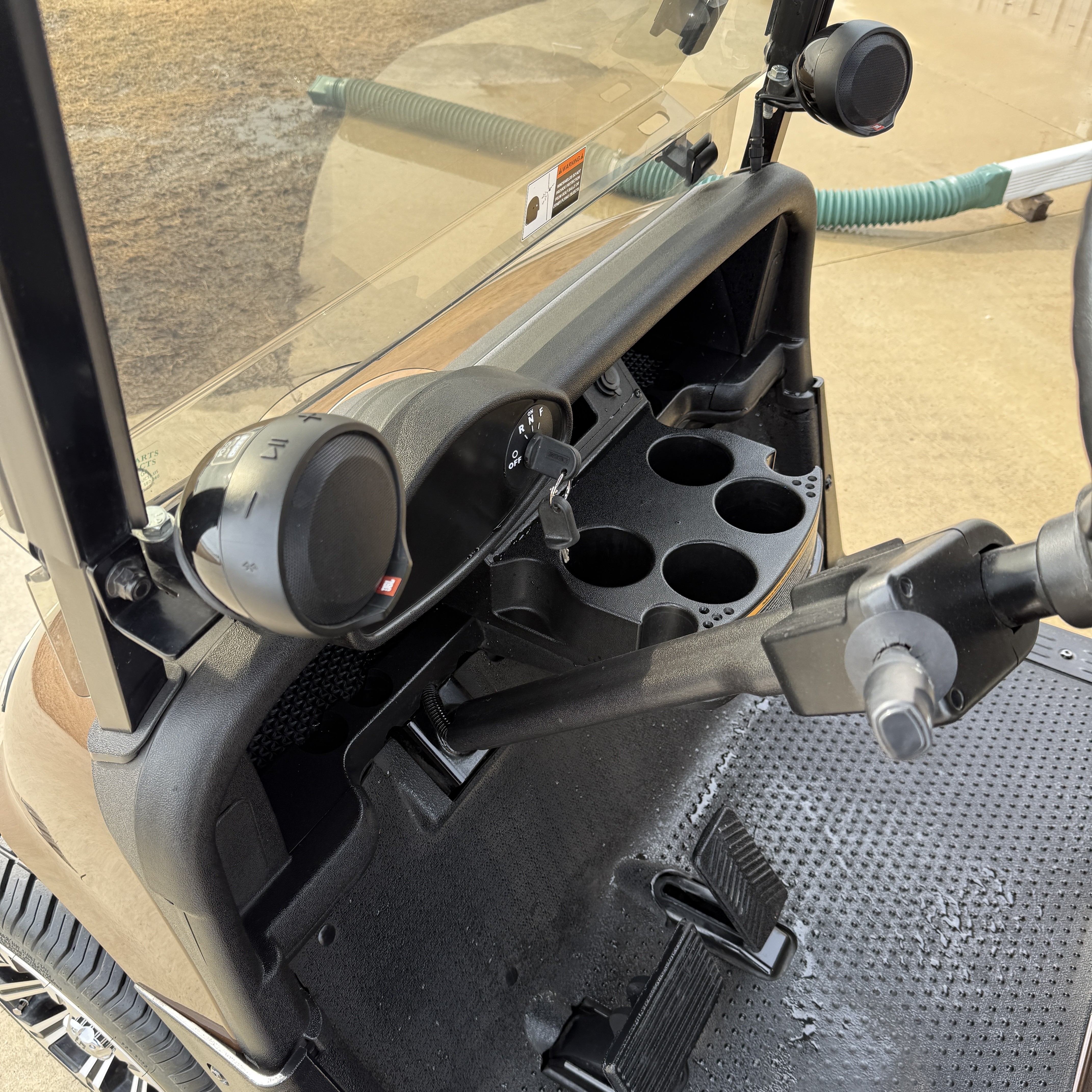 2016 E-Z-GO RXV Electric in New Hampton, Iowa - Photo 4