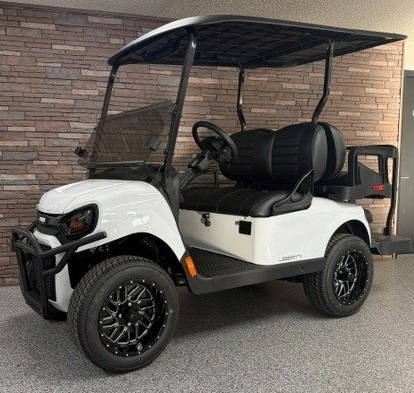 2027  Liberty 4 X 13.5-hp Gas for sale 1282082