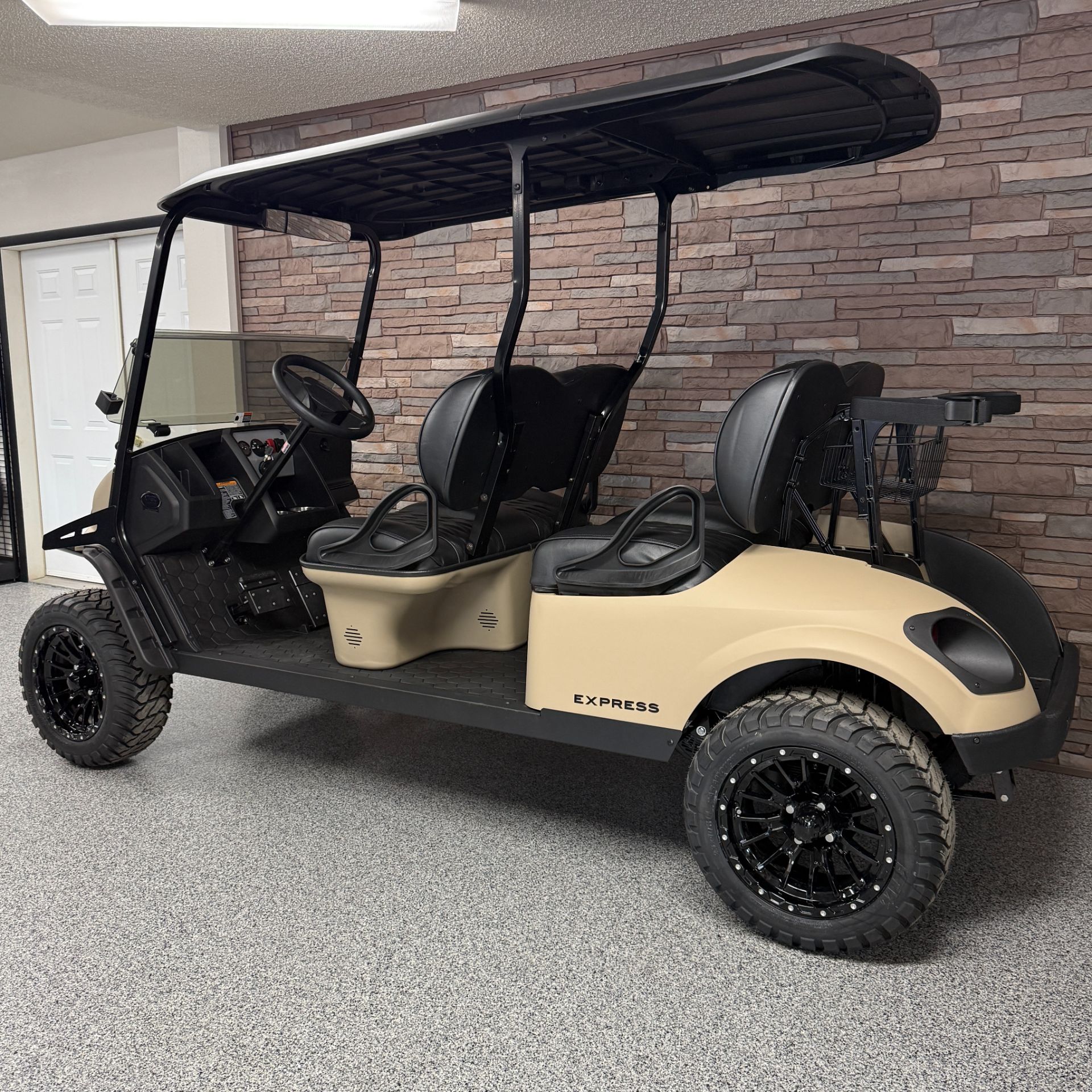 2026 E-Z-GO Express Dune 4 - Gas in New Hampton, Iowa - Photo 3