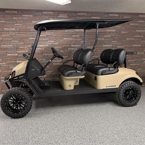 2026 E-Z-GO Express Dune 4 - Gas in New Hampton, Iowa - Photo 2