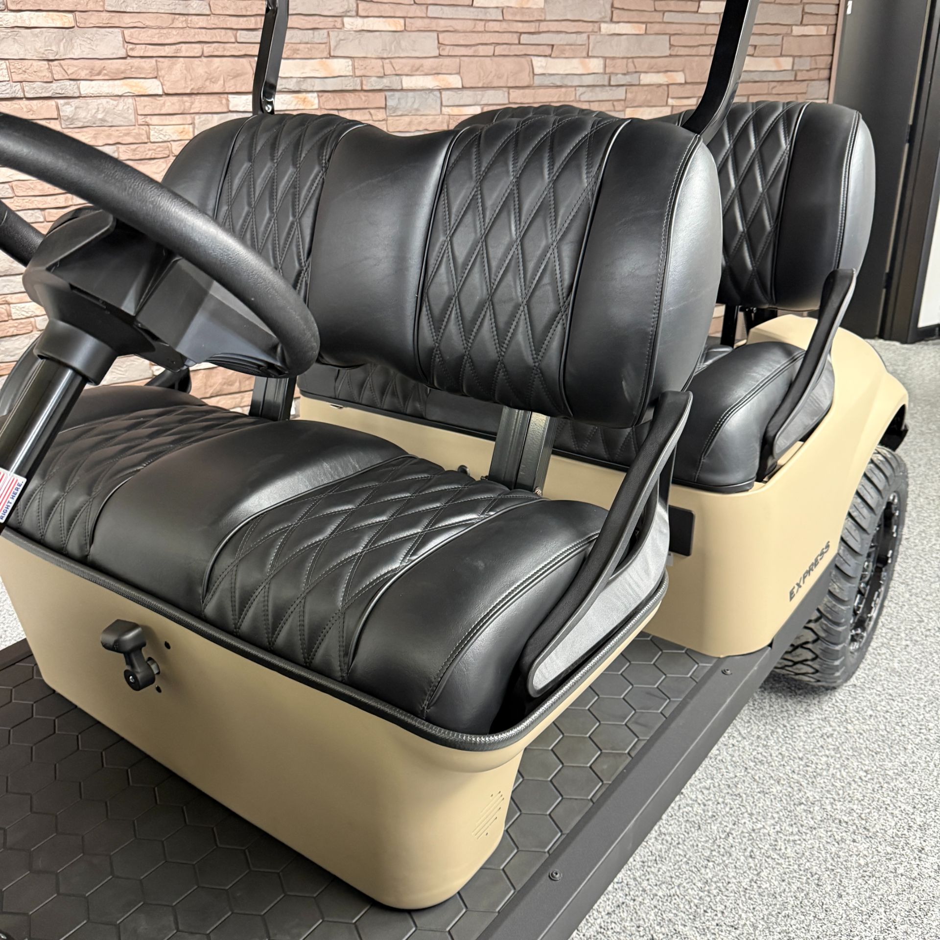 2026 E-Z-GO Express Dune 4 - Gas in New Hampton, Iowa - Photo 6