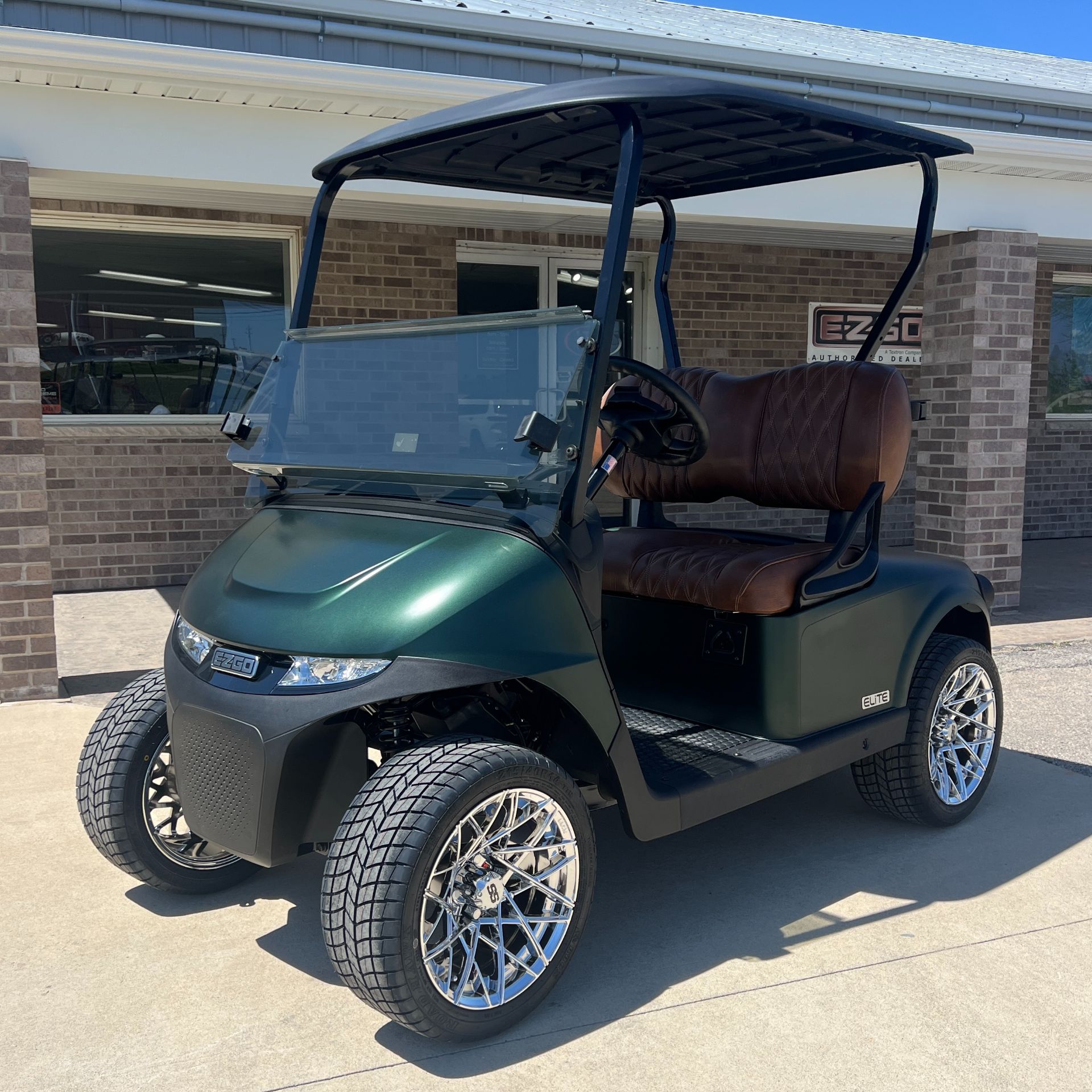 2026 E-Z-GO RXV 2 Freedom ELiTE Lithium in New Hampton, Iowa - Photo 1