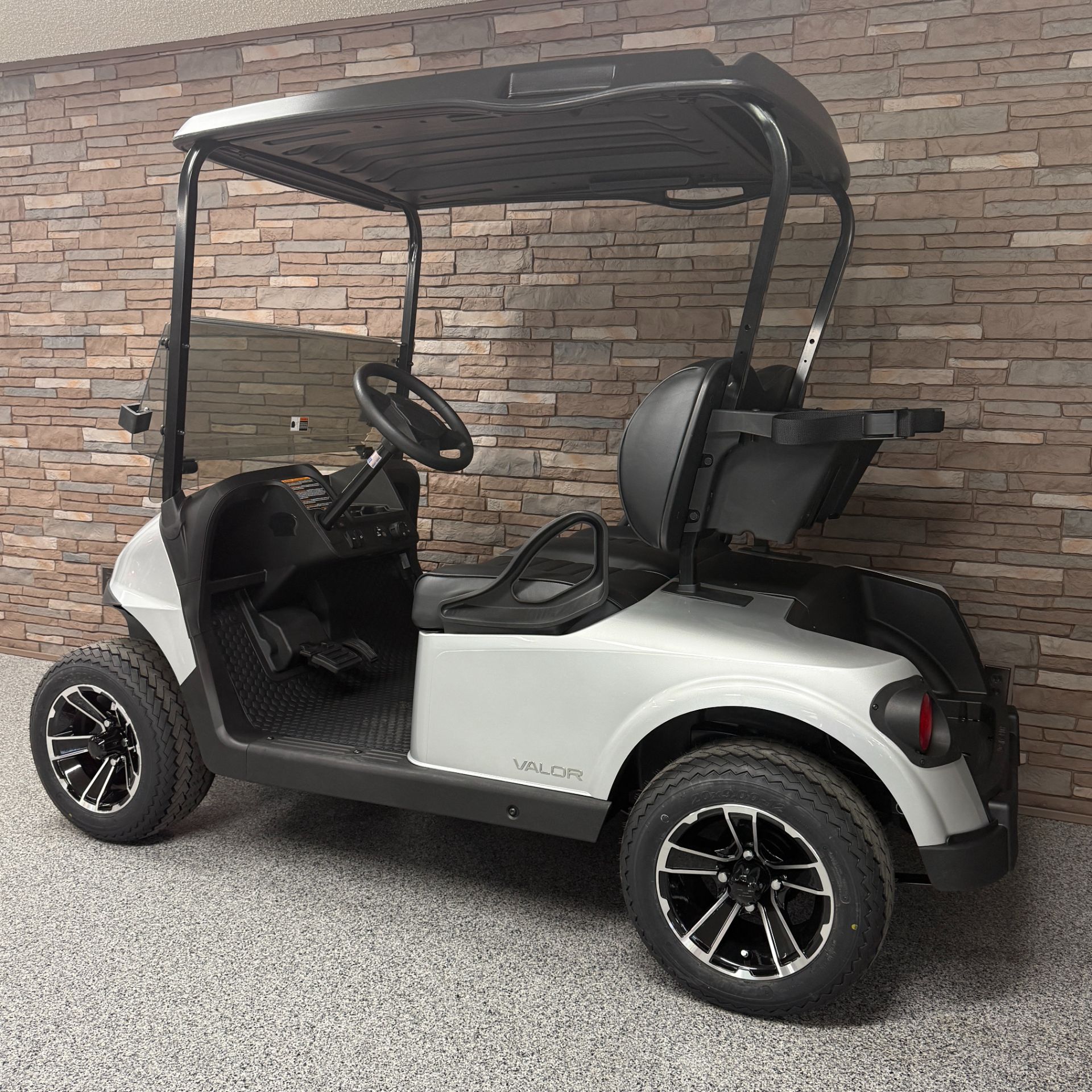 2026 E-Z-GO RXV 2 Valor S+ EX1 Sport in New Hampton, Iowa - Photo 3