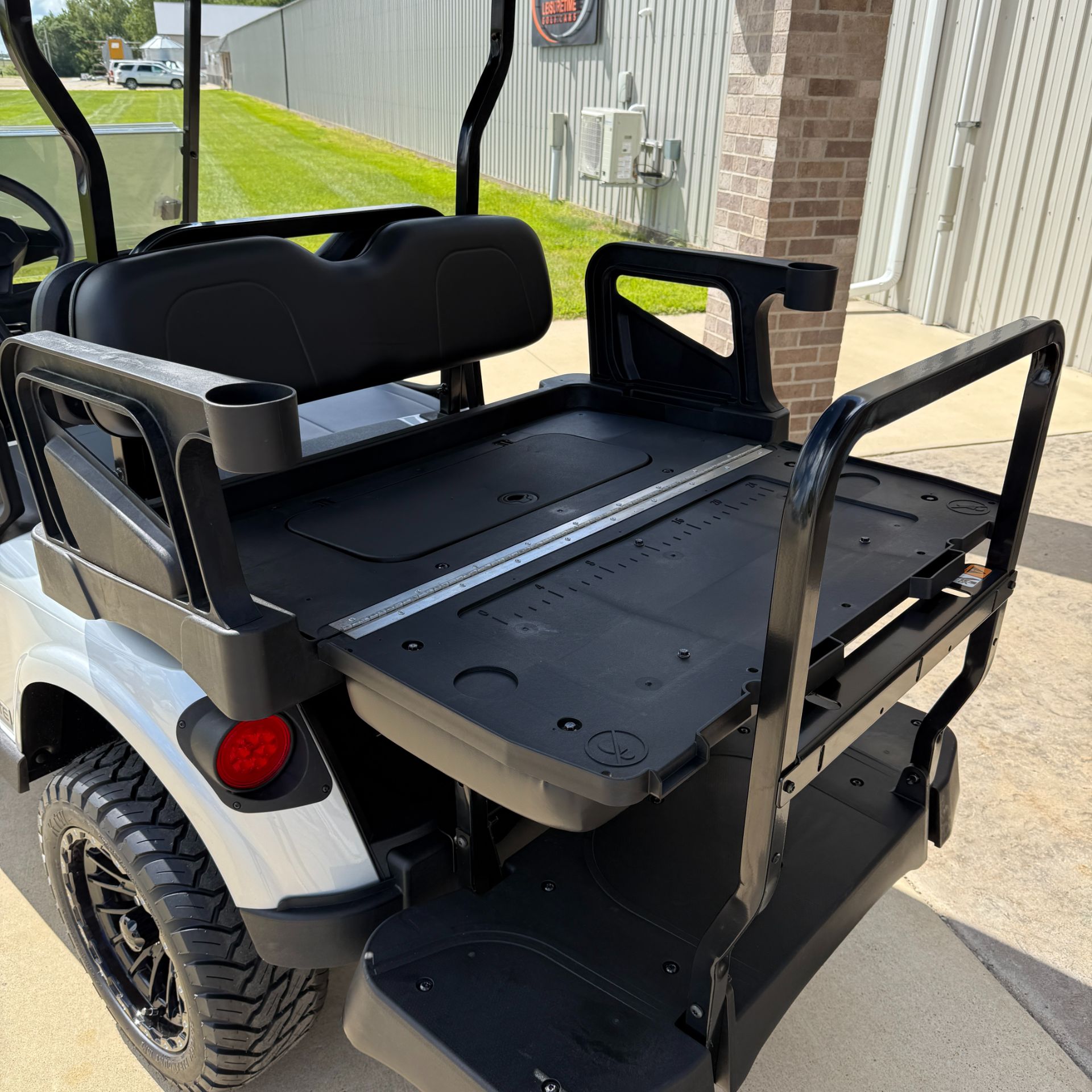 2026 E-Z-GO RXV 4 Summit X ELiTE Lithium in New Hampton, Iowa - Photo 7