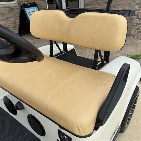 2013 E-Z-GO TXT Freedom Gasoline in New Hampton, Iowa - Photo 5