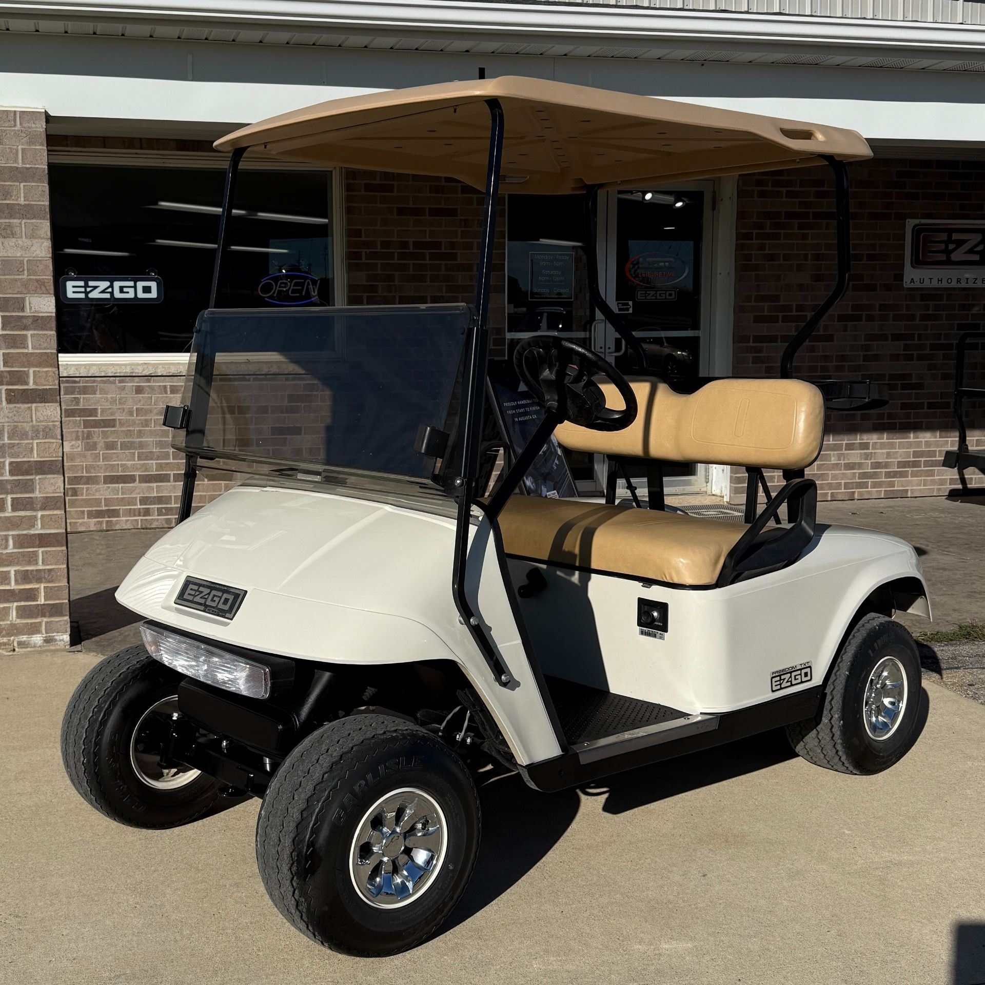 2013 E-Z-GO TXT Freedom Gasoline in New Hampton, Iowa - Photo 1