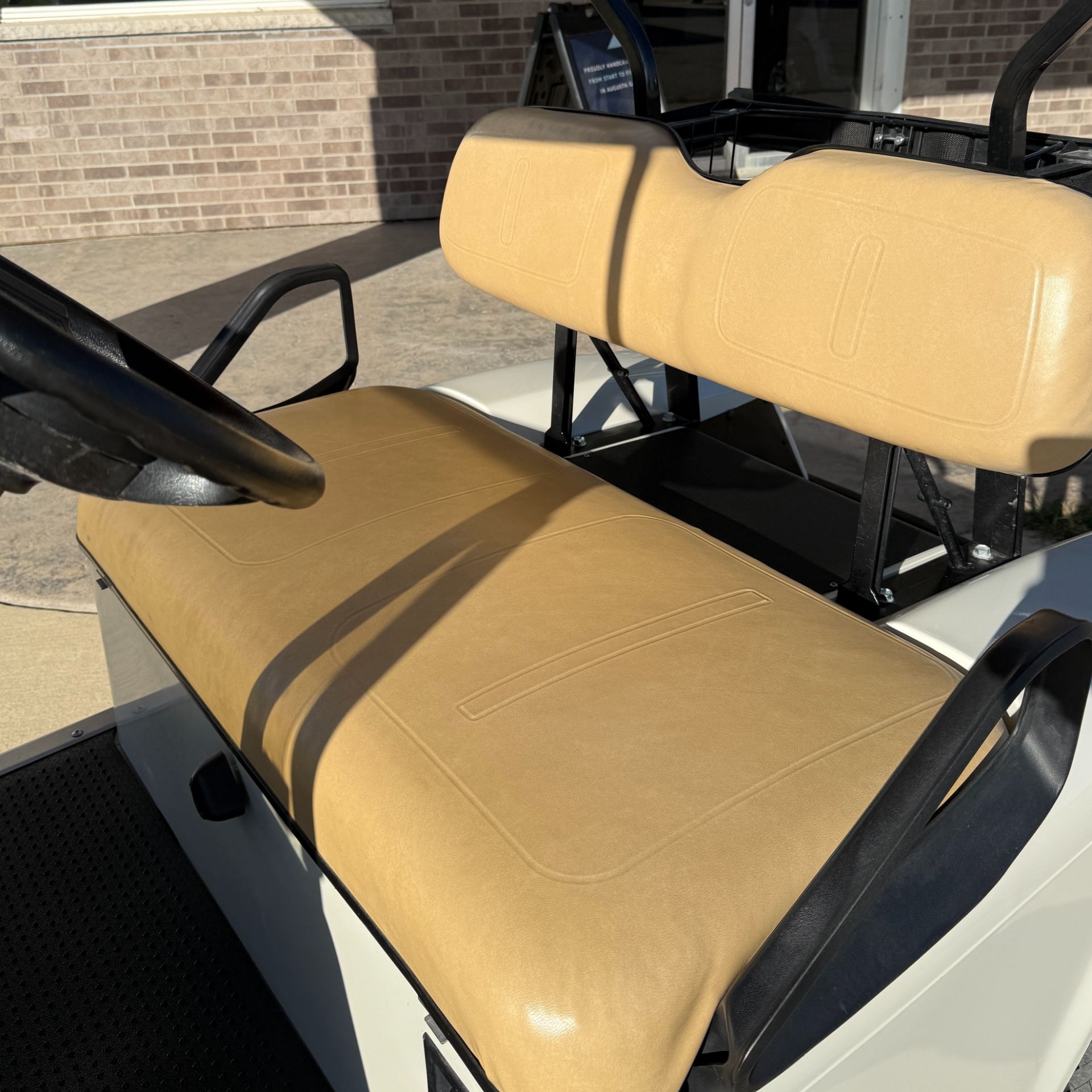 2013 E-Z-GO TXT Freedom Gasoline in New Hampton, Iowa - Photo 5