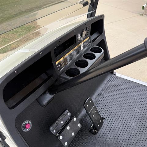 2013 E-Z-GO TXT Freedom Gasoline in New Hampton, Iowa - Photo 4