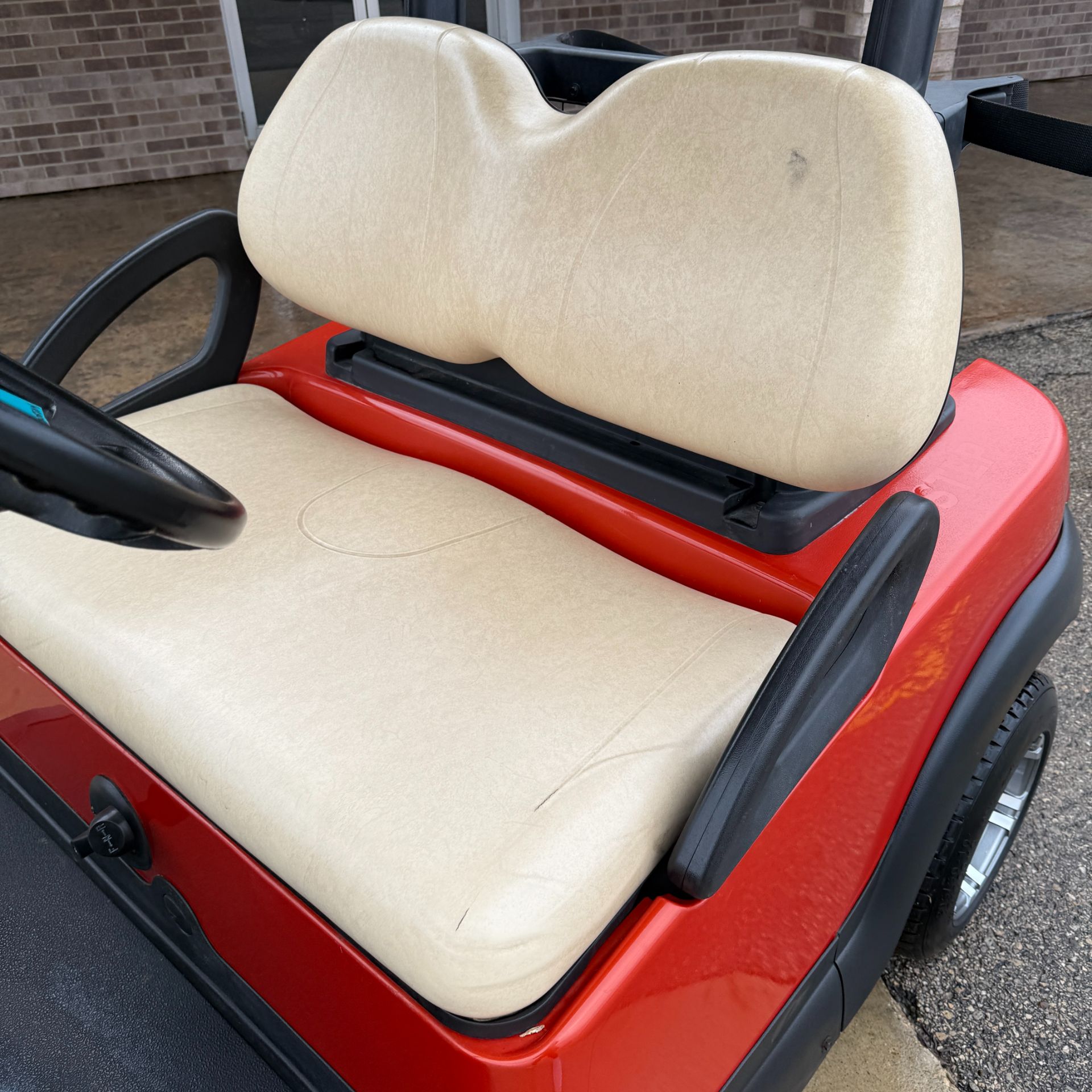 2004 Club Car Precedent in New Hampton, Iowa - Photo 5