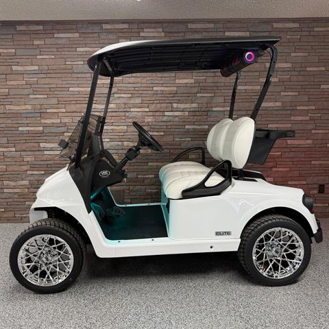 2026 E-Z-GO RXV 2 Freedom ELiTE Lithium in New Hampton, Iowa - Photo 2