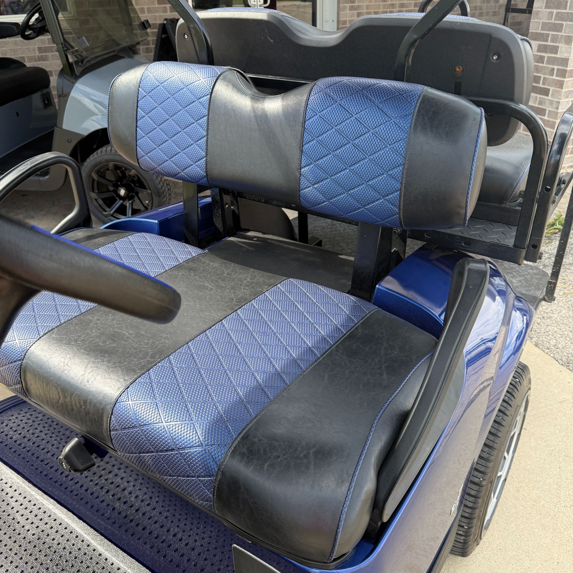 2020 E-Z-GO Valor Gas in New Hampton, Iowa - Photo 5