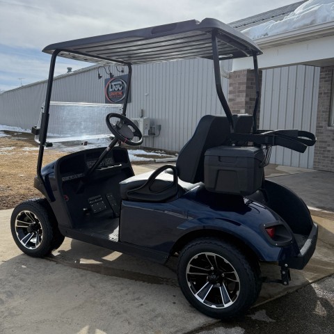 2021 E-Z-GO Freedom TXT Gas in New Hampton, Iowa - Photo 3