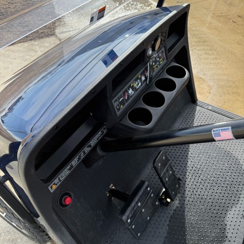 2021 E-Z-GO Freedom TXT Gas in New Hampton, Iowa - Photo 4