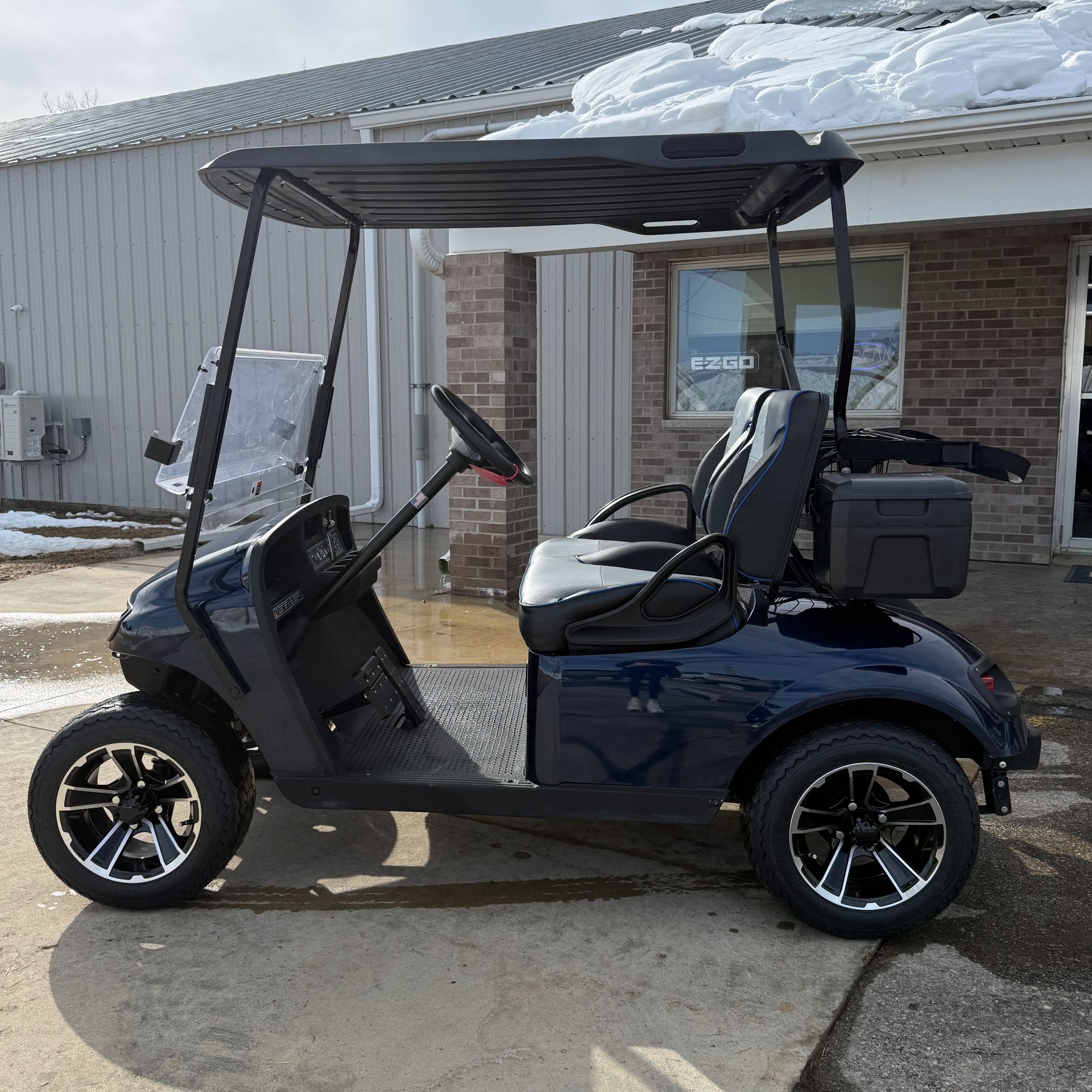 2021 E-Z-GO Freedom TXT Gas in New Hampton, Iowa - Photo 2