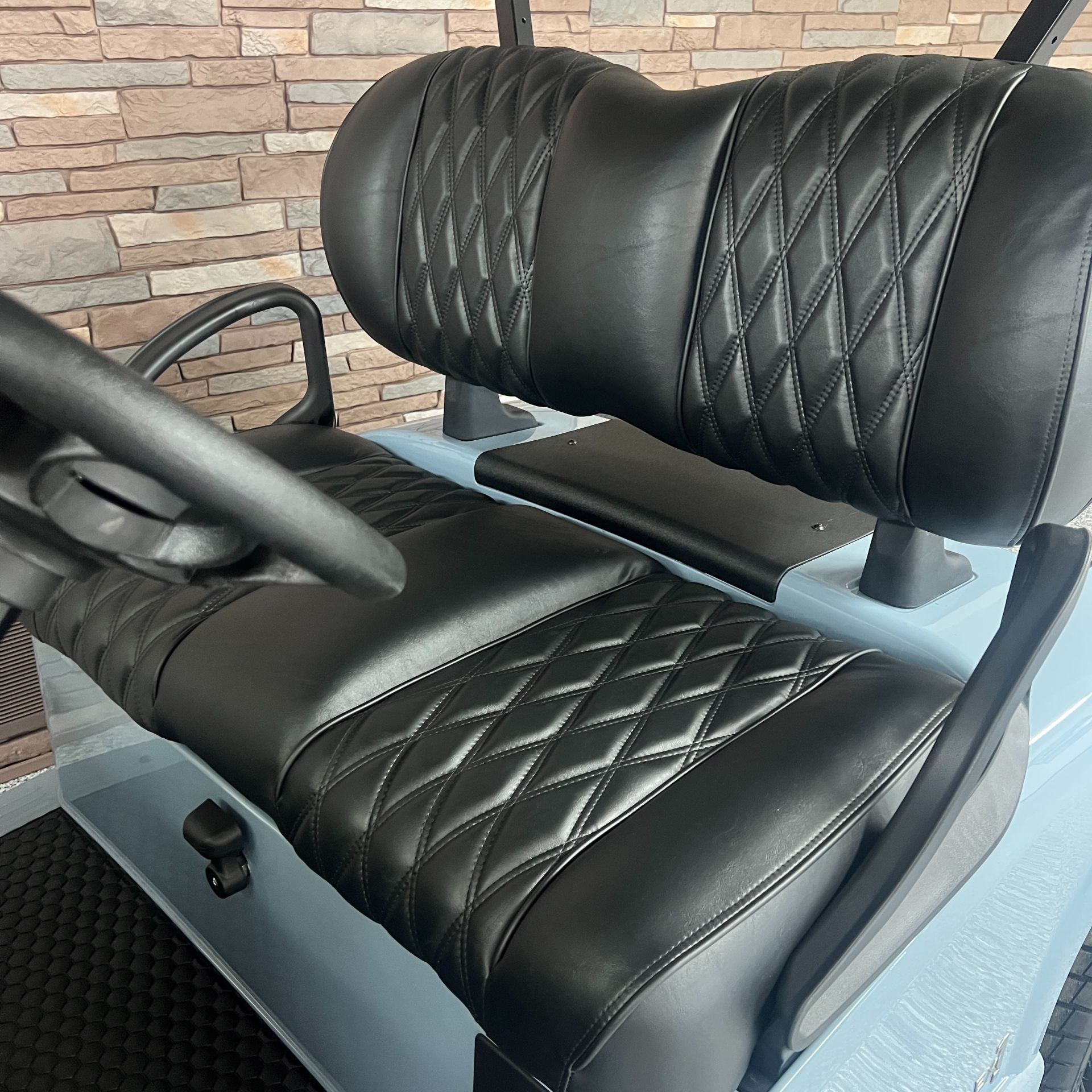 2026 E-Z-GO RXV 2 Freedom EX1 Gas in New Hampton, Iowa - Photo 5