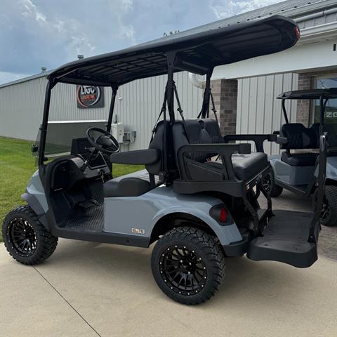 2026 E-Z-GO RXV 4 Summit XTL ELiTE Lithium in New Hampton, Iowa - Photo 3