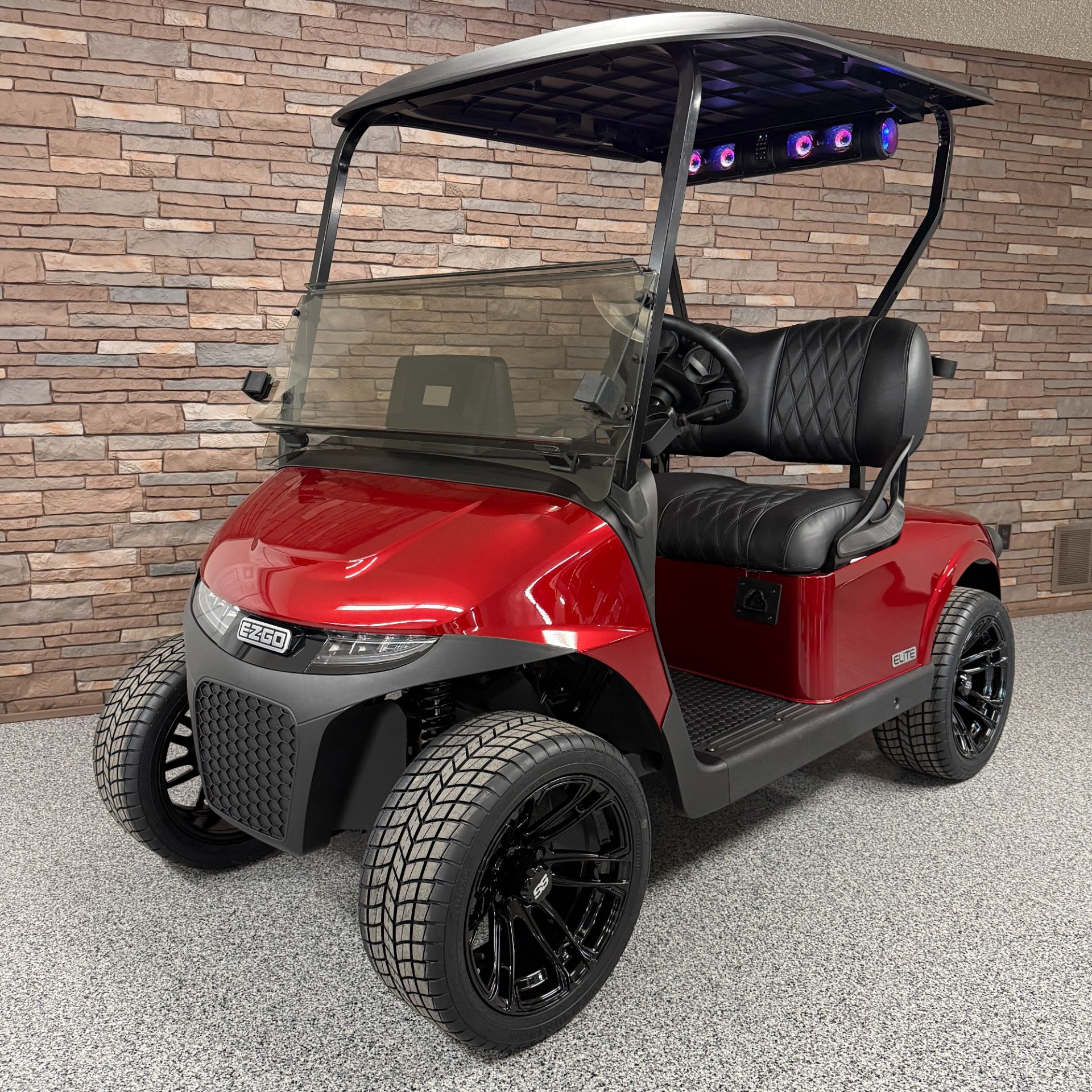 2026 E-Z-GO RXV Freedom ELiTE 2.2 with Technology Package in New Hampton, Iowa - Photo 1