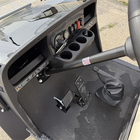 2023 Cushman Shuttle8 in New Hampton, Iowa - Photo 4