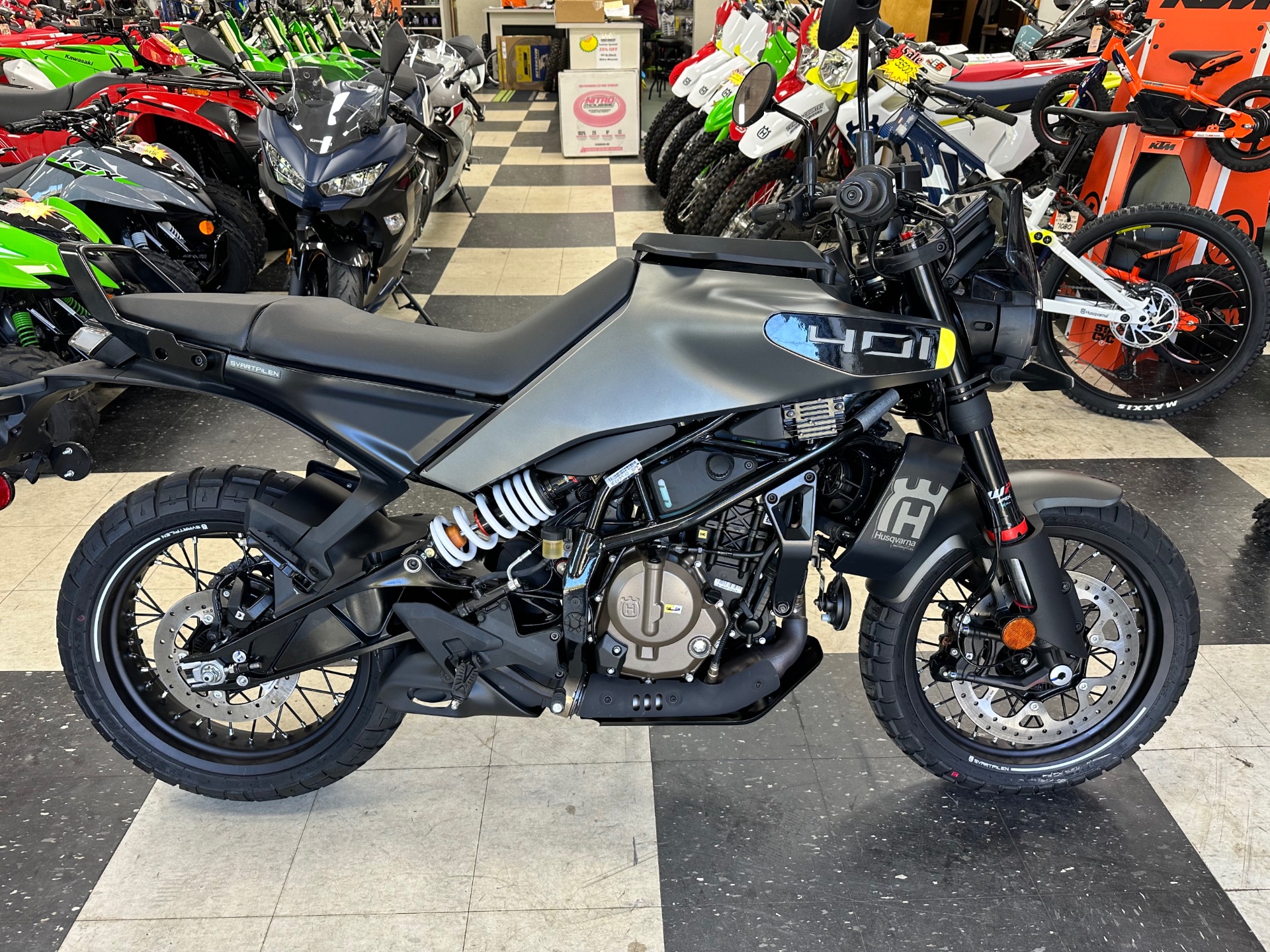 New 2024 Husqvarna Svartpilen 401, Hamburg NJ | Specs, Price
