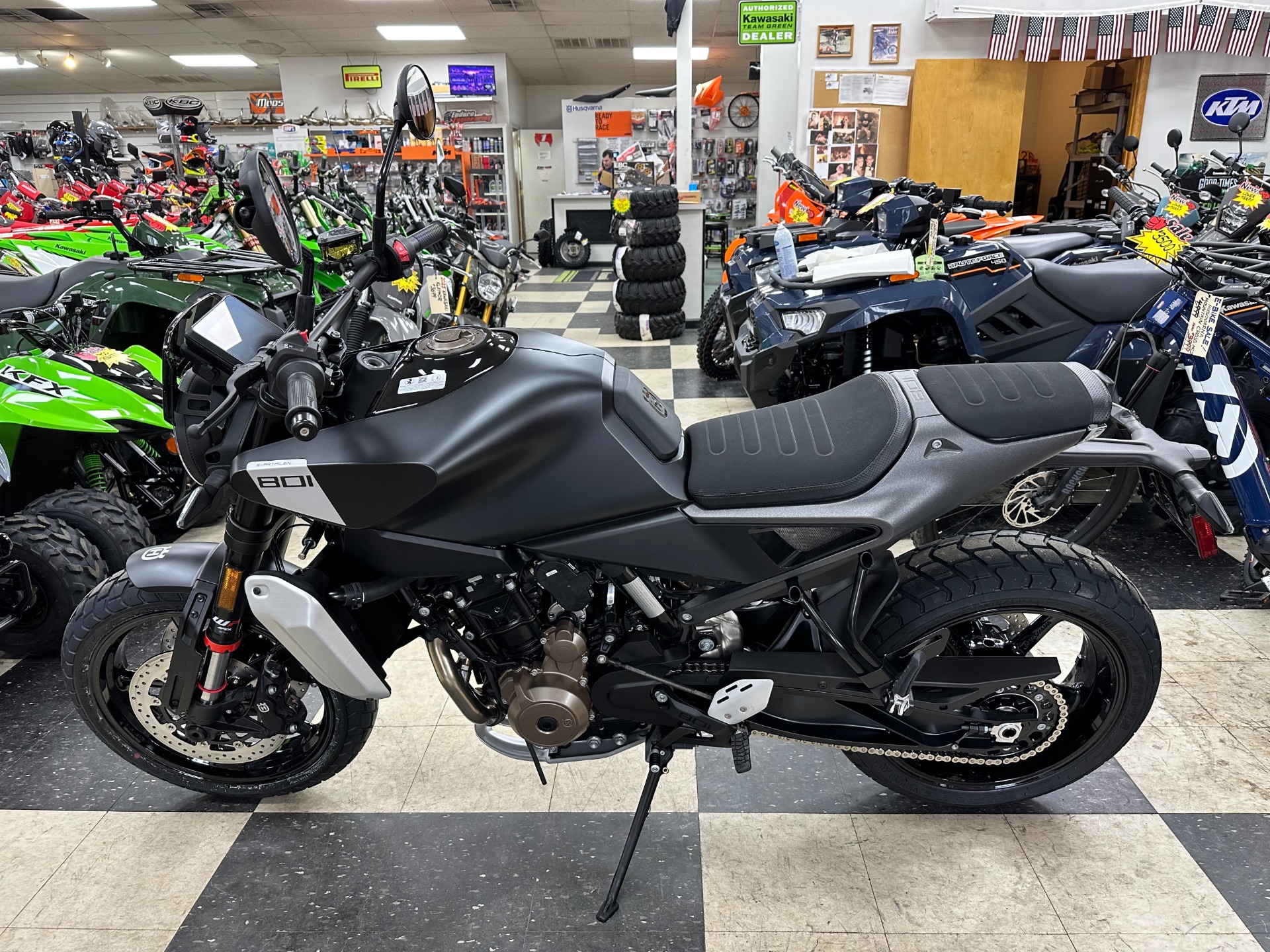 New 2025 Husqvarna Svartpilen 801, Hamburg NJ | Specs, Price