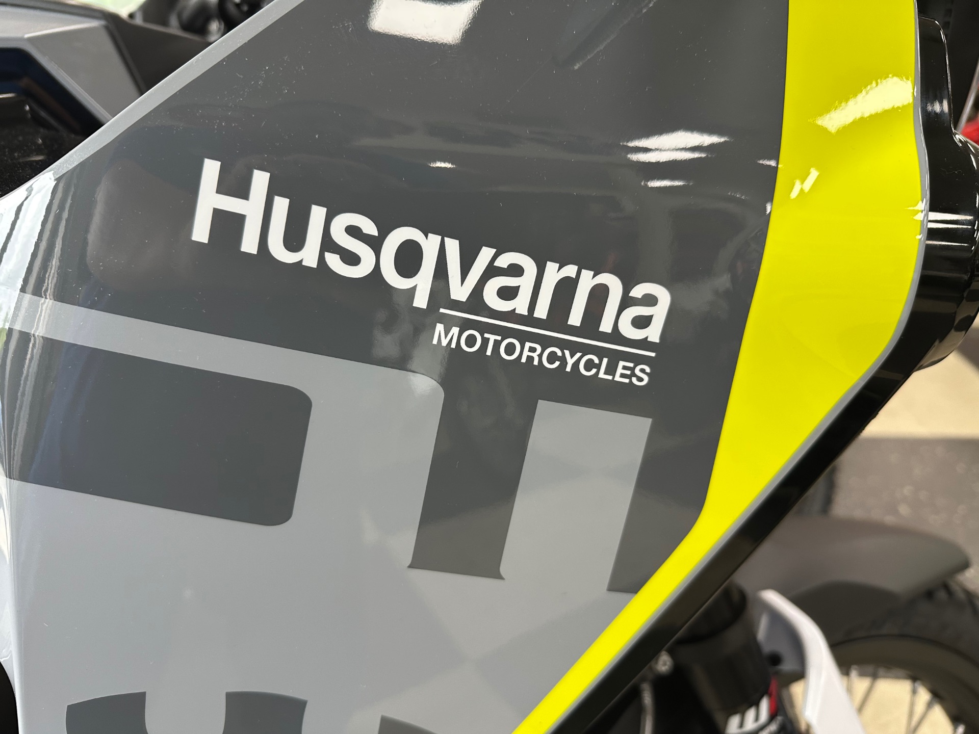 2025 Husqvarna Norden 901 7