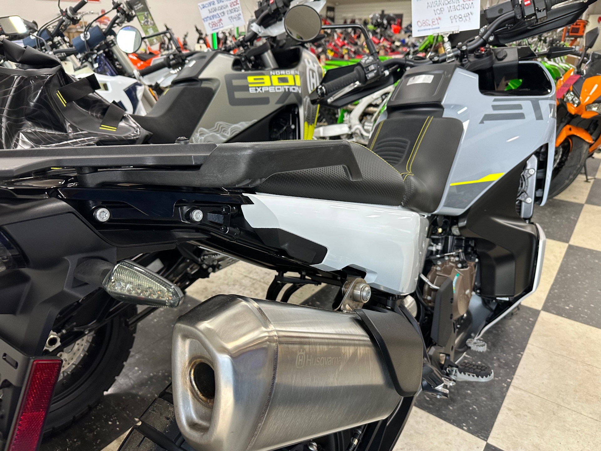 2025 Husqvarna Norden 901 9