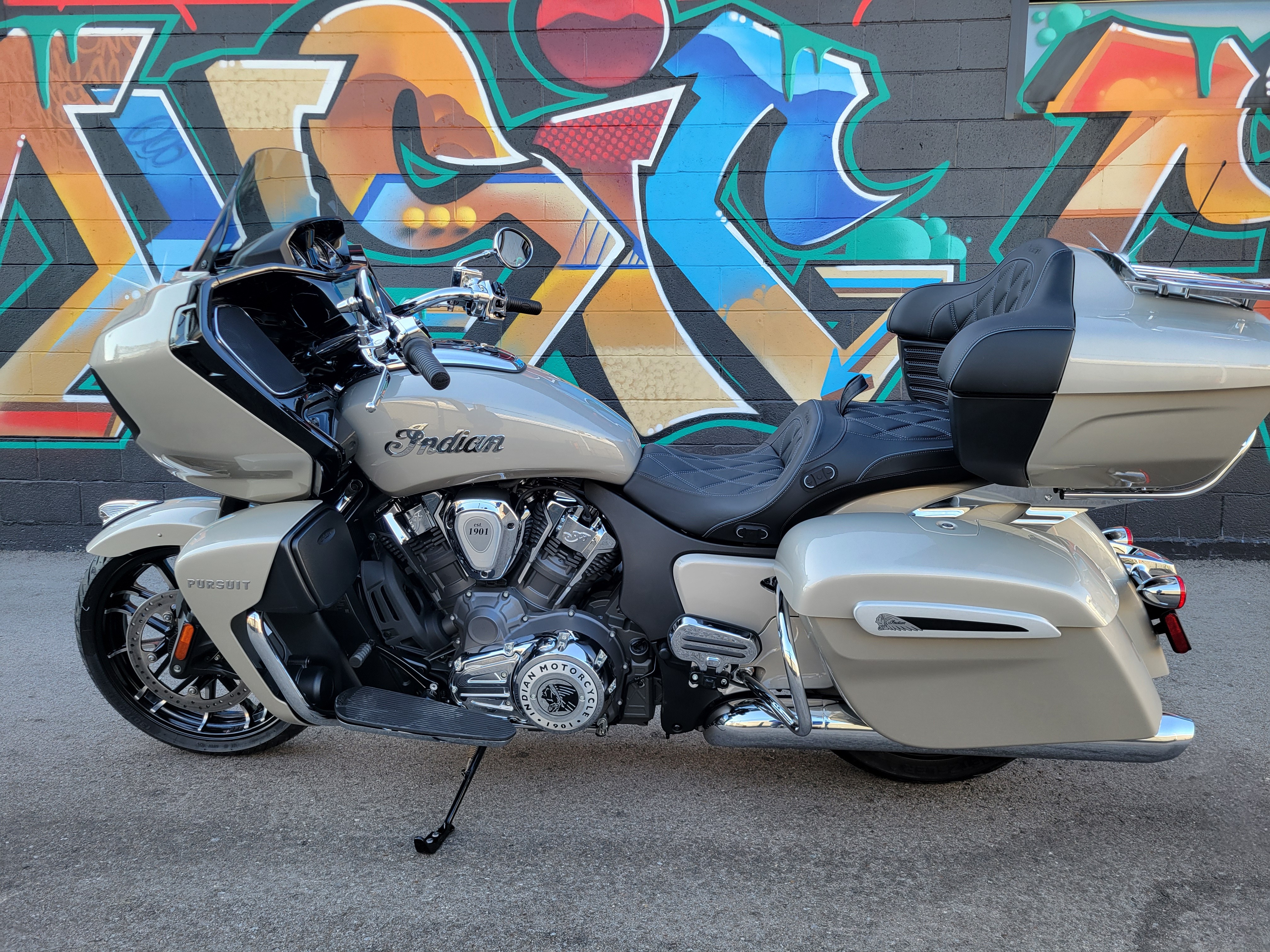 2026 Indian Motorcycle Pursuit® Limited for Sale, New, Silver