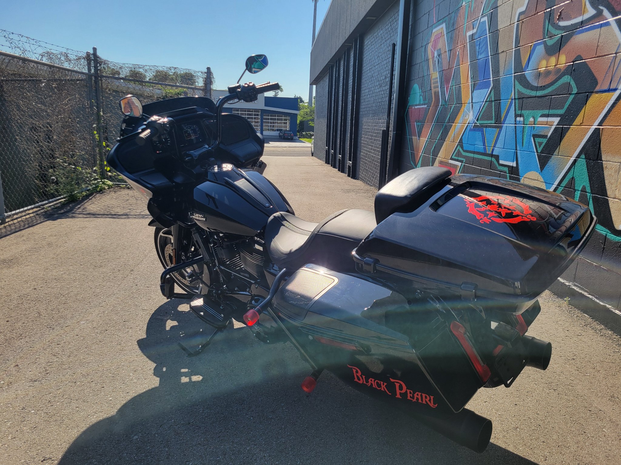 2025 Harley-Davidson Road Glide® 9