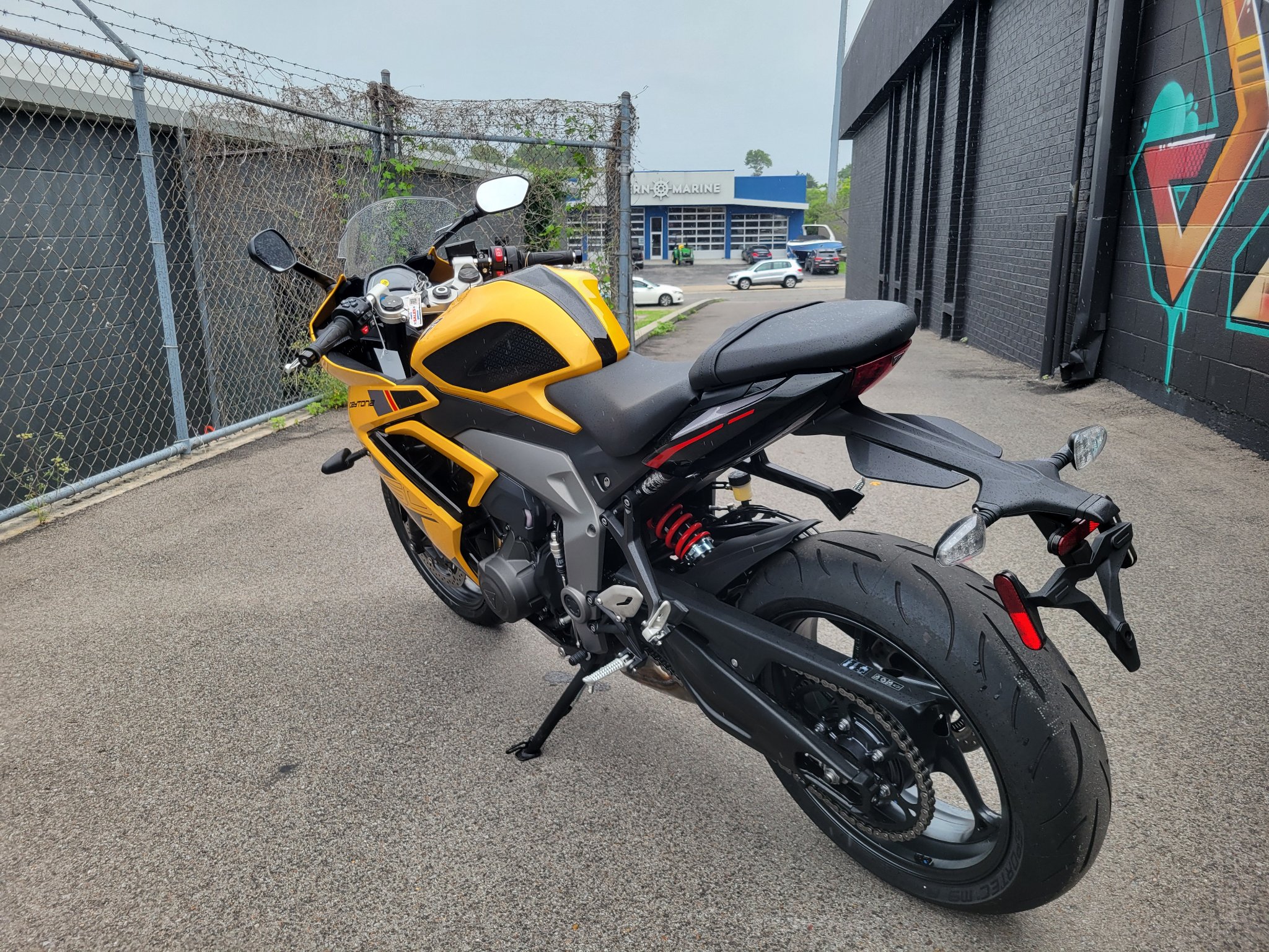 2026 Triumph Daytona 660 8
