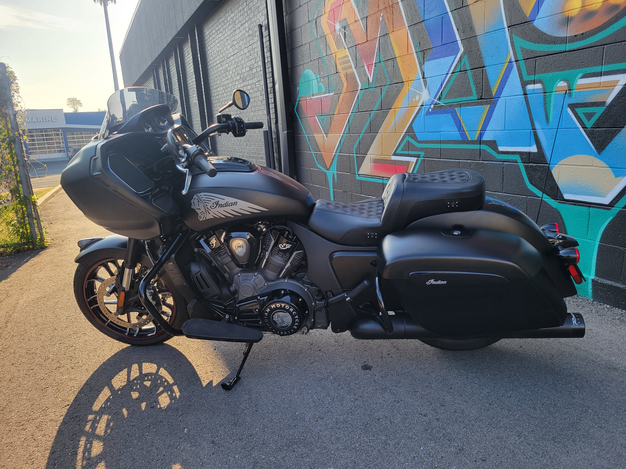 2021  Challenger® Dark Horse® 9