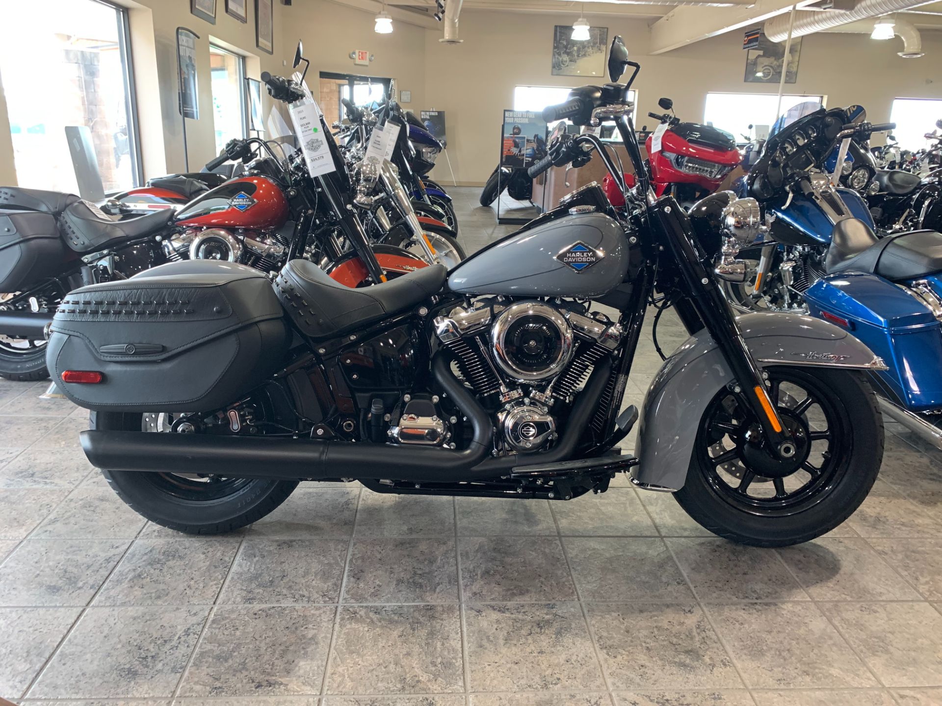 2026 Harley-Davidson Heritage Classic 1