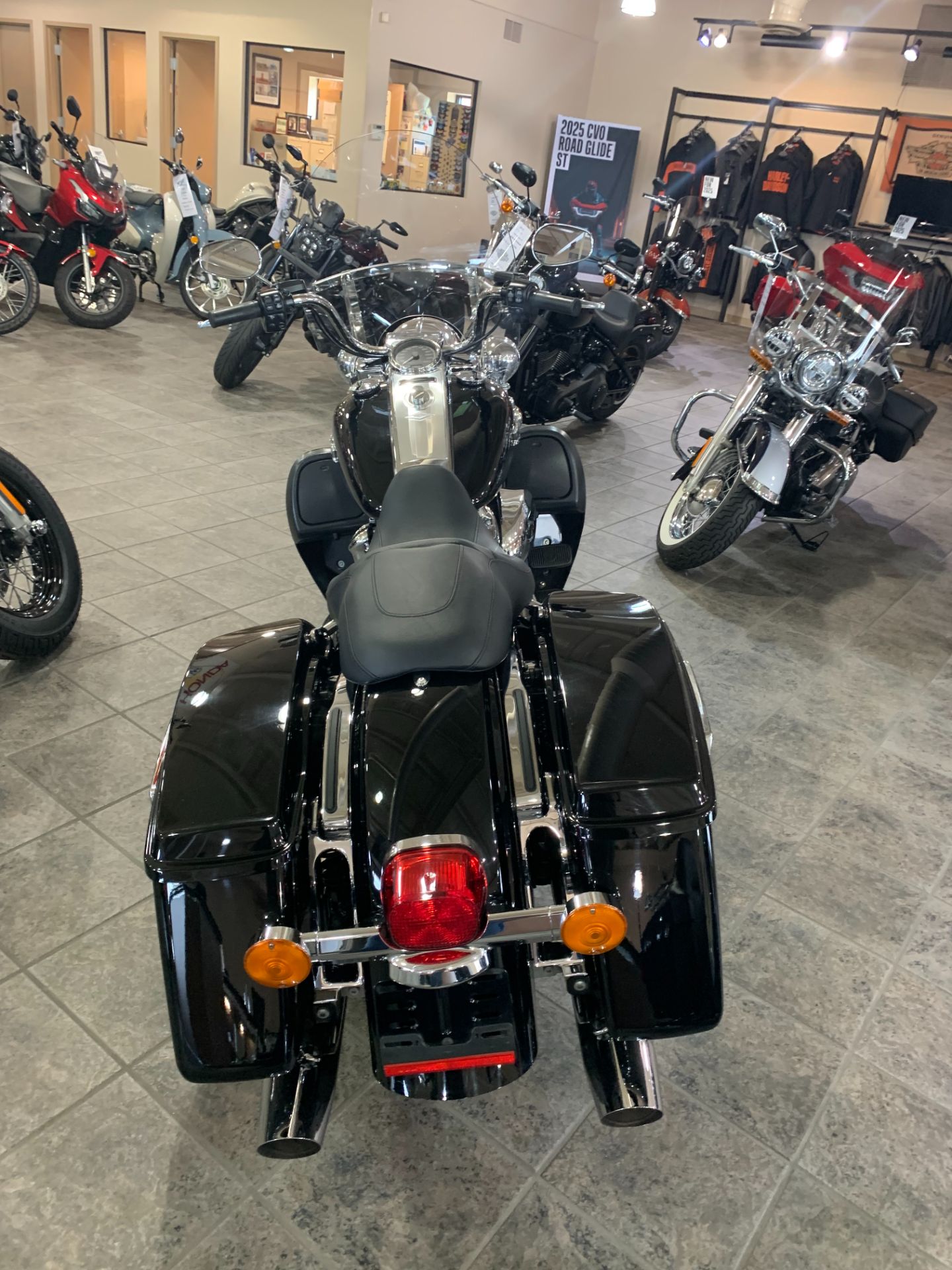 2018 Harley-Davidson Road King® 3