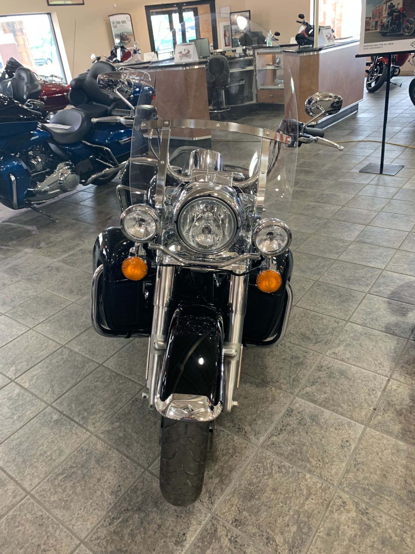 2018 Harley-Davidson Road King® 4