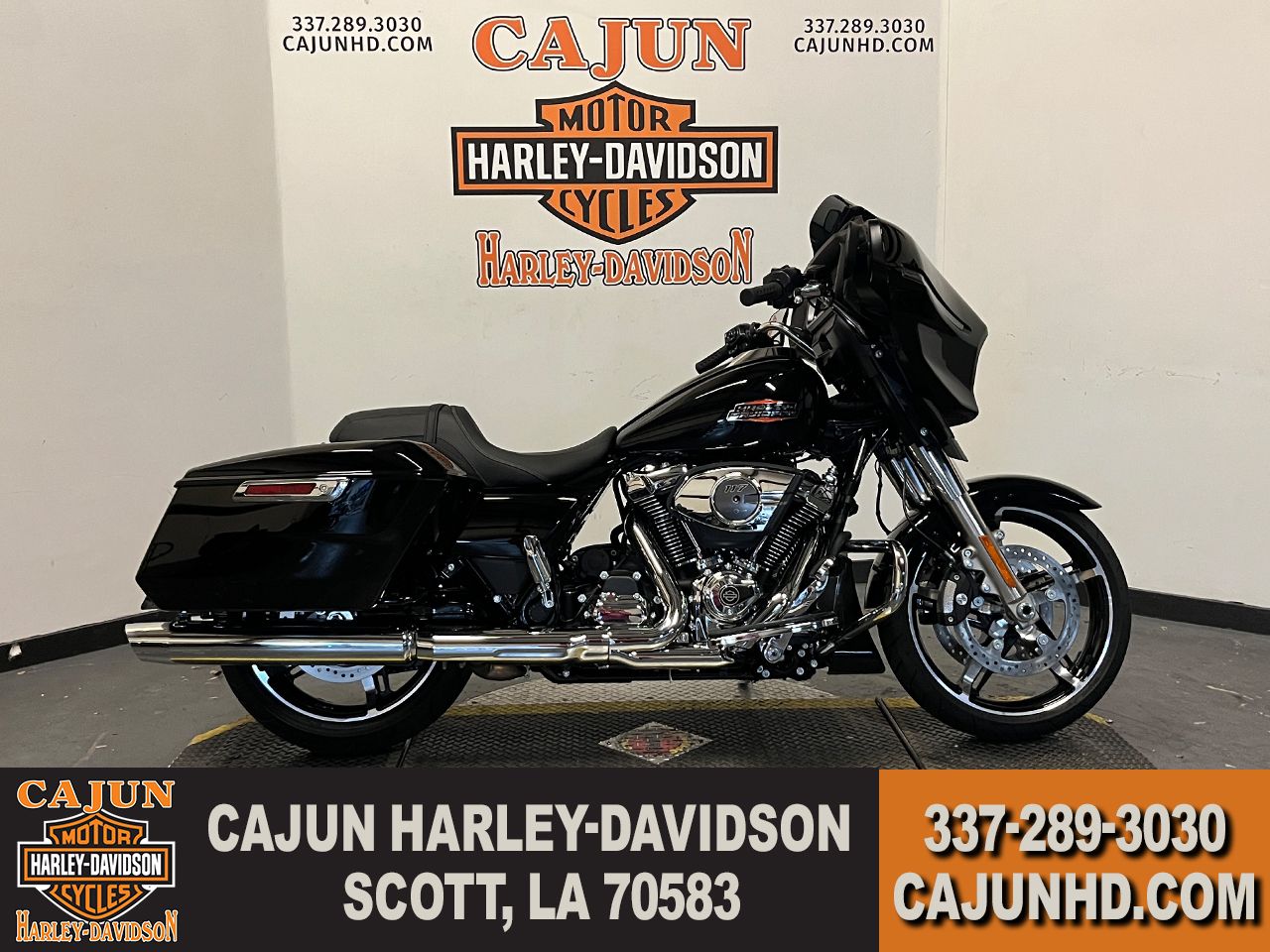 2025 Harley-Davidson Street Glide® in Scott, Louisiana - Photo 1