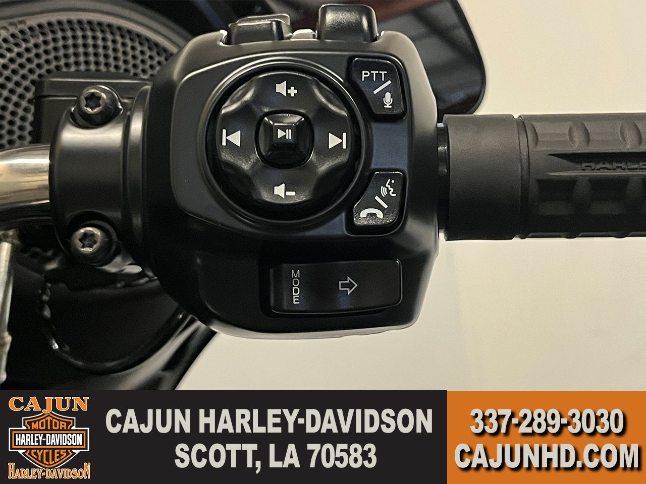 2025 Harley-Davidson Street Glide® in Scott, Louisiana - Photo 11