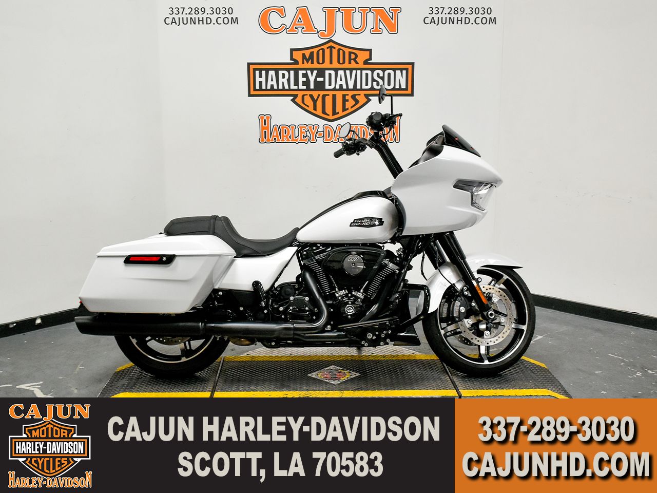 2024 Road Glide - Photo 1
