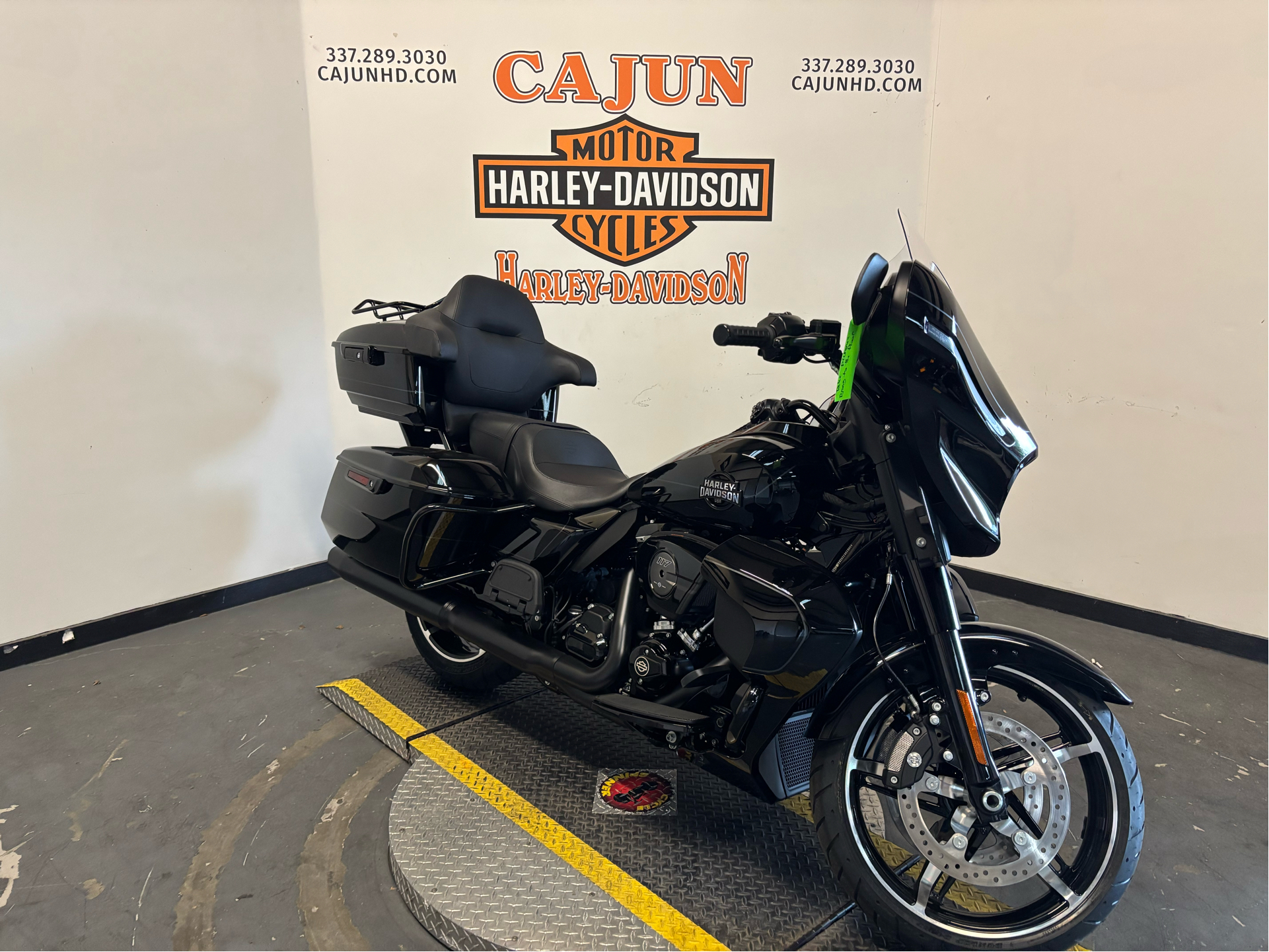 2025 Harley-Davidson Street Glide® Ultra in Scott, Louisiana - Photo 4