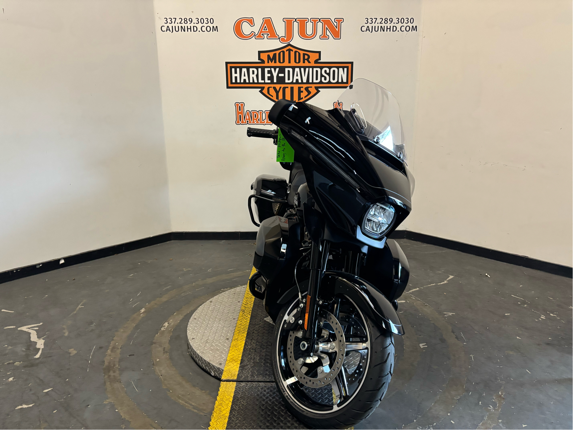 2025 Harley-Davidson Street Glide® Ultra in Scott, Louisiana - Photo 5