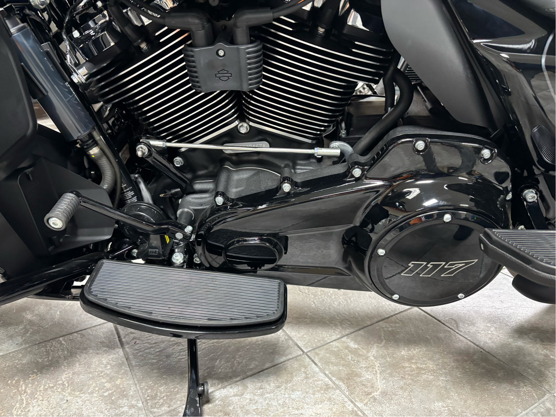 2025 Harley-Davidson Street Glide® Ultra in Scott, Louisiana - Photo 9