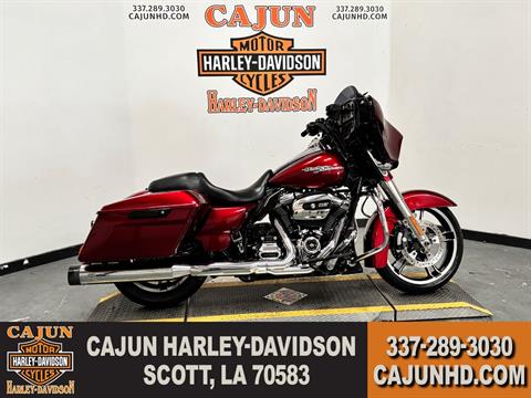 2017 Harley-Davidson Street Glide® Special in Scott, Louisiana - Photo 1